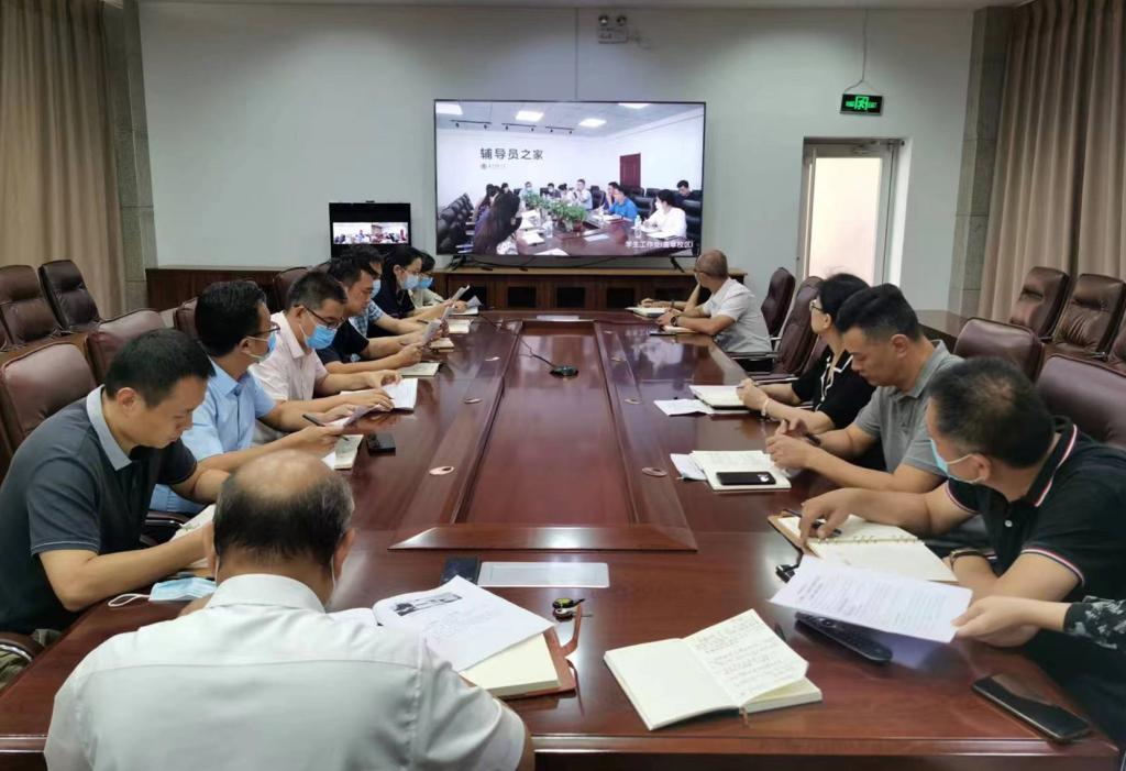 学校领导部署指导2022级迎新工作