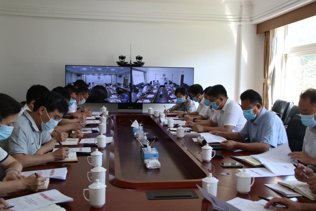 学校召开专题会议安排部署第九次党代会代表选举和“两委”委员酝酿推荐工作